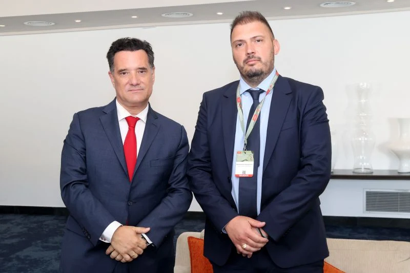 Ο Κωνσταντίνος Καραγιάννης με τον Άδωνι Γεωργιάδη, στο πλαίσιο της 30ής διοργάνωσης.