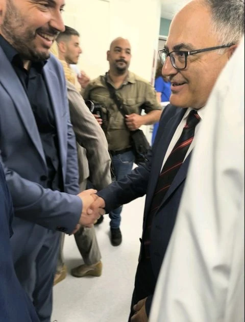 Στα εγκαίνια της Οφθαλμολογικής του ΑΧΕΠΑ · 04